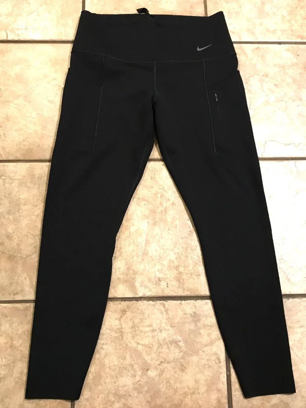 Women's Nike Go Firm-Support High-Rise 7/8 Leggings with Pockets-Size L (DQ5636)